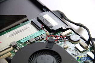 個性黑蘋果與硬核拆解 雷蛇Blade Pro游戲本與外設的融合探索
